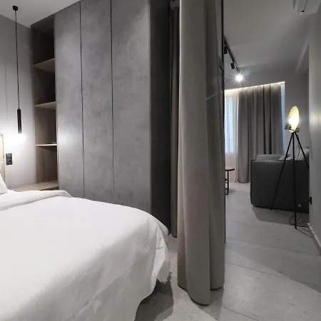 Tailor 4 Апартаменты *